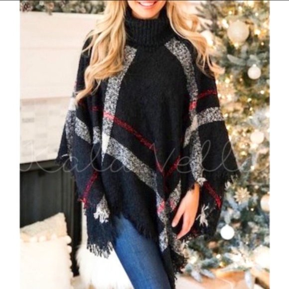 Sweaters - Soft Black & Red Plaid Poncho One Size